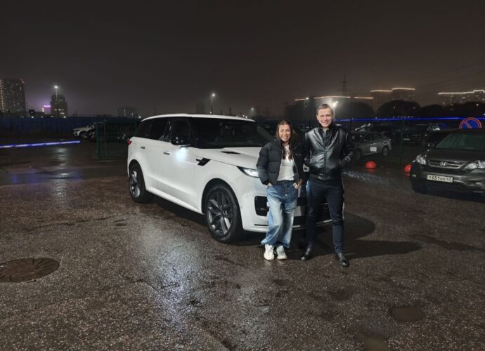 Land Rover Range Rover Sport 25.12.2025