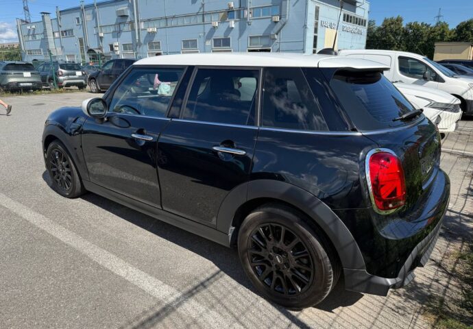 Mini Cooper 22.08.2026 фото 4