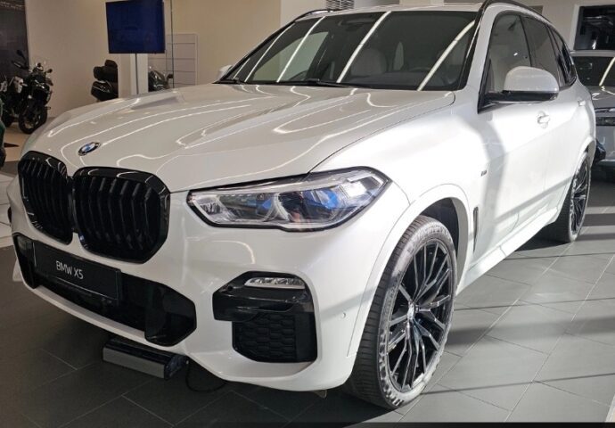 BMW X5 M50d 08.08.2026 фото 1