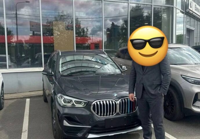 BMW X1 30.08.2026 фото 1