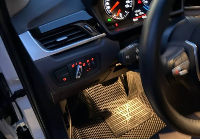 BMW X1 14.09.2026 фото 4